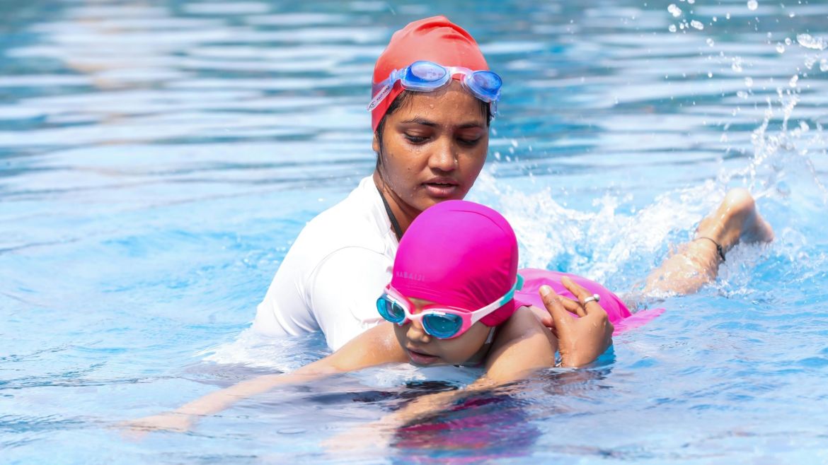 Langsung Bisa! Inilah Tips Renang Pemula yang Paling Efektif
